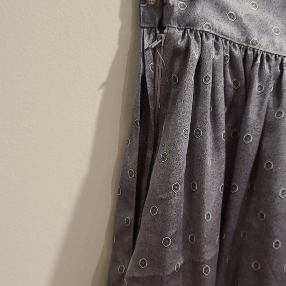 Ports international satin feel skirt Grey w/patter - Picture 5 of 7